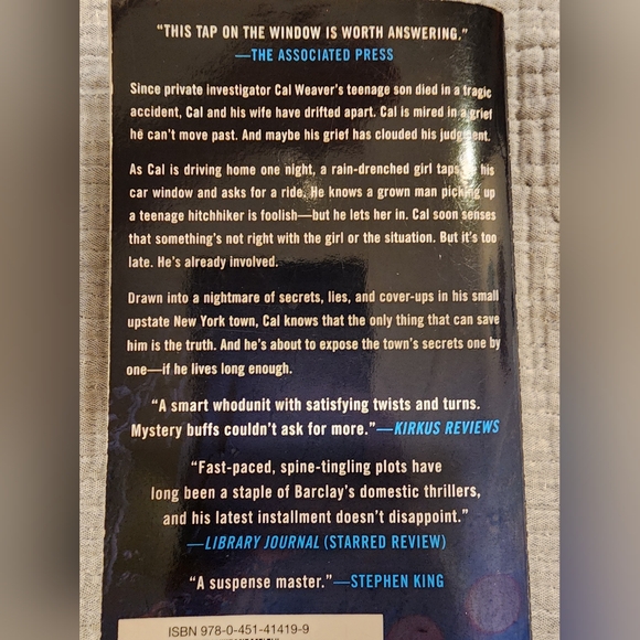 Random Book Bundle - Picture 4 of 6